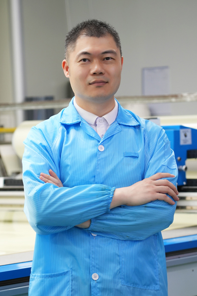 钟远东
